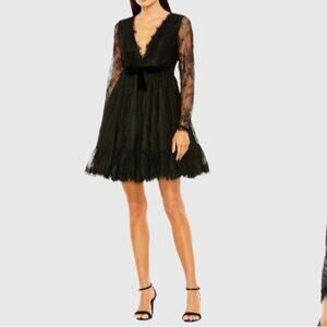 NWT Mac Duggal 49794 Black Long Sleeve Deep V Lace Babydoll Dress sz 2 Mini